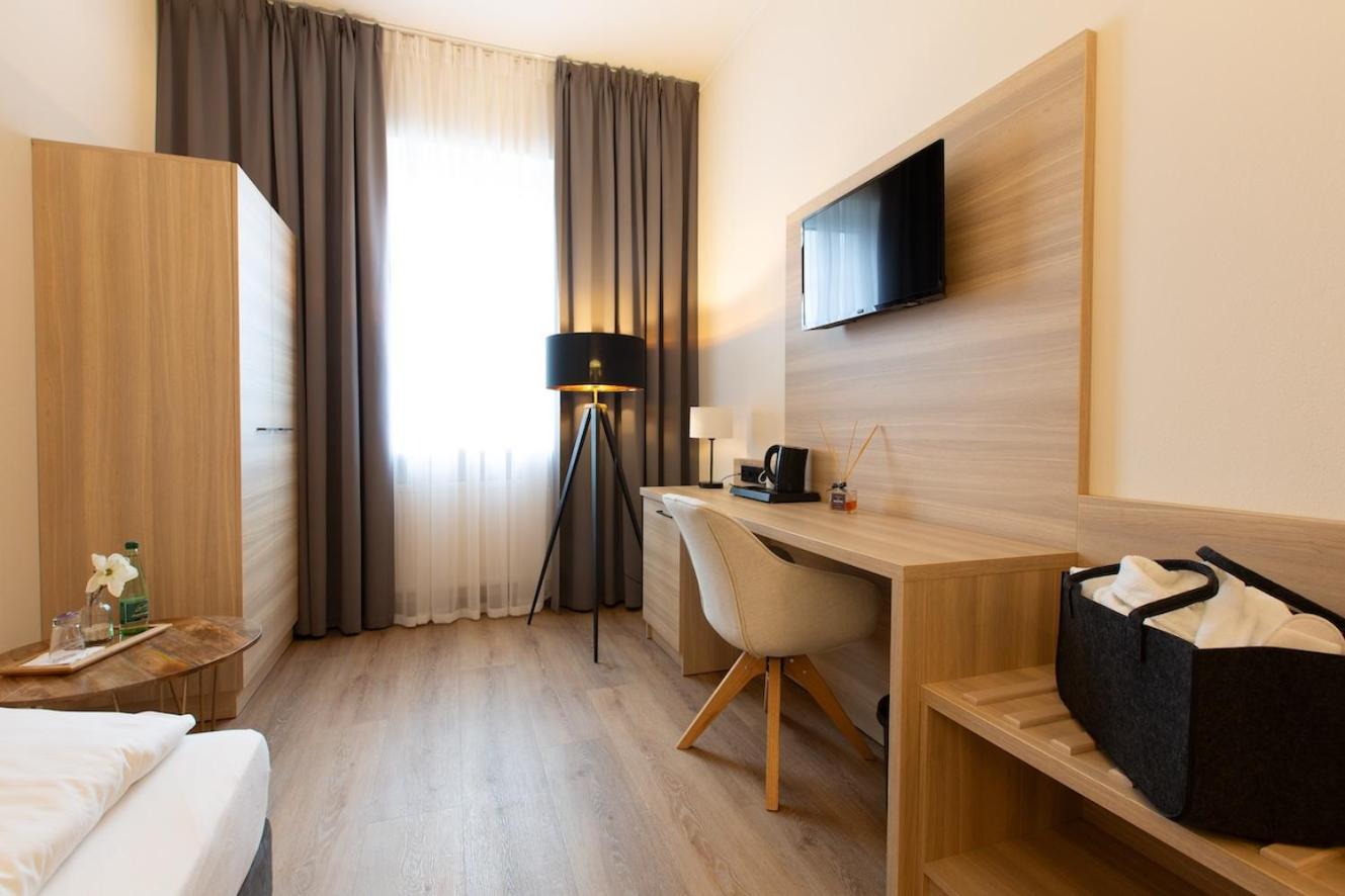 Korbstadthotel Krone Лихтенфельс Экстерьер фото